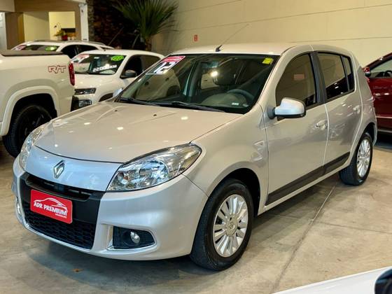 RENAULT SANDERO 1.6 PRIVILÈGE 8V FLEX 4P MANUAL